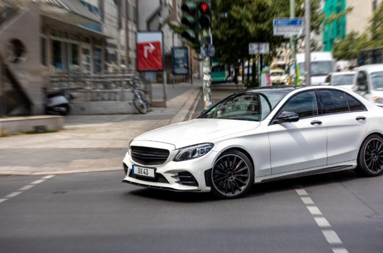 Lire la suite à propos de l’article Assurance Mercedes : comment bien assurer votre véhicule ?